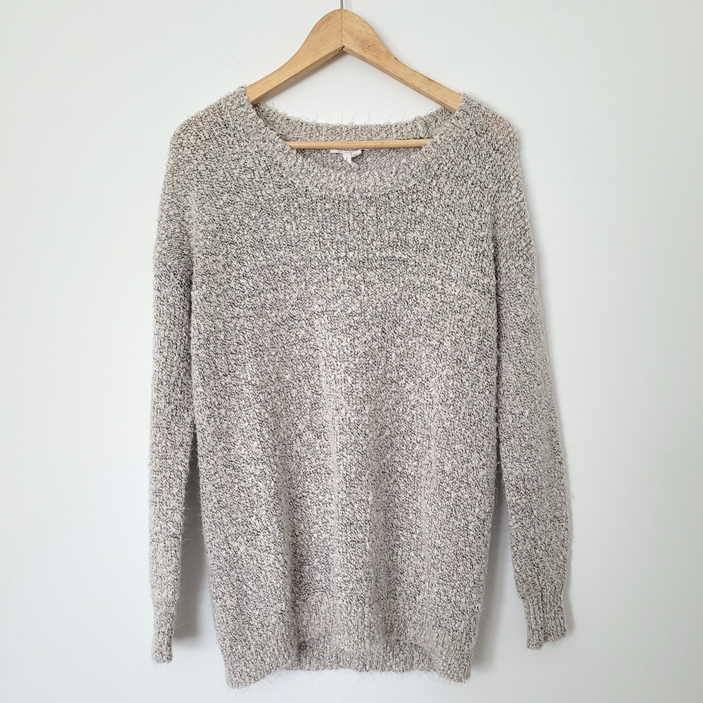 BCBGeneration Fuzzy Grey Sweater Oversized XS Boucle Cozy‎ Neutral Cloudcore